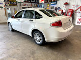 Used 2009 Ford Focus SE image 3