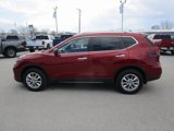 Used 2019 Nissan Rogue SV image 3