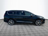 New 2025 Chrysler Pacifica Pinnacle image 3