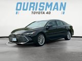 Used 2022 Toyota Avalon Limited image 2