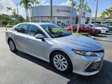 Used 2022 Toyota Camry LE image 2