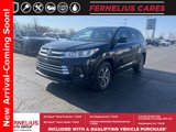 Used 2018 Toyota Highlander XLE image 2