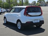 Certified 2022 Kia Soul LX w/ Technology Package image 5