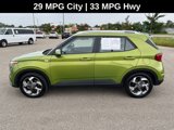 Used 2022 Hyundai Venue SEL image 2