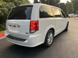 Used 2018 Dodge Grand Caravan SXT image 3