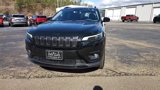 Used 2023 Jeep Cherokee Altitude Lux image 3