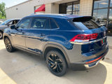 Used 2020 Volkswagen Atlas Cross Sport SE image 3