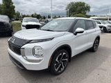 Used 2022 Mitsubishi Outlander ES image 4