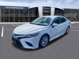 Used 2020 Toyota Camry SE image 3