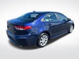 Used 2022 Toyota Corolla LE image 3