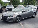 Used 2023 Nissan Altima 2.5 SV image 3