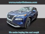 Used 2023 Nissan Rogue SV image 2