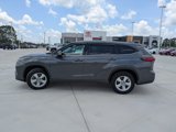 Used 2020 Toyota Highlander LE image 4