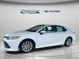 Used 2018 Toyota Camry L image 5