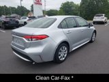 Used 2022 Toyota Corolla LE image 3