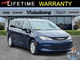 Used 2020 Chrysler Voyager Lxi w/ Cold Weather Group image 1