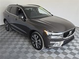 Certified 2022 Volvo XC60 B5 Momentum image 2