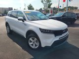 Used 2023 Kia Sorento LX image 3