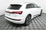 Used 2022 Audi e-tron Premium image 3