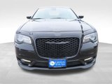 Used 2022 Chrysler 300 Touring image 4