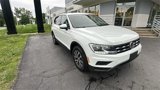 Used 2019 Volkswagen Tiguan SE w/ Panoramic Sunroof Package image 4