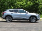 New 2025 Chevrolet Trax LT w/ Driver Confidence Package image 2