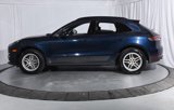 Certified 2021 Porsche Macan image 2