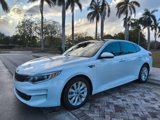 Used 2016 Kia Optima EX w/ Premium Package image 3