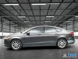 Used 2017 Ford Fusion SE w/ Fusion SE Technology Package image 2