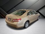 Used 2010 Toyota Camry LE image 2