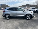 Used 2024 Ford Edge SEL image 2
