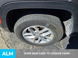 Used 2023 Jeep Grand Cherokee L Laredo image 3