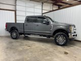 Used 2019 Ford F250 Lariat w/ Lariat Value Package image 3