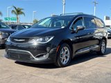 Used 2018 Chrysler Pacifica Limited image 4