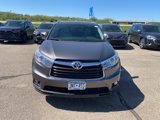 Used 2016 Toyota Highlander XLE image 2