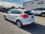 Used 2015 Ford Focus SE image 3