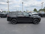 Used 2022 Jeep Grand Cherokee L Laredo image 4