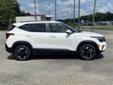New 2025 Kia Seltos EX image 2