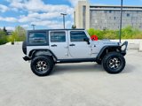 Used 2015 Jeep Wrangler Unlimited Rubicon w/ Connectivity Group image 3