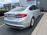 Used 2018 Ford Fusion SE w/ Fusion SE Technology Package image 2