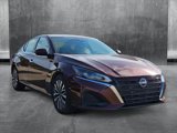 Used 2023 Nissan Altima 2.5 SV image 3