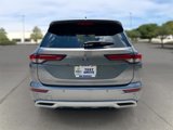 Used 2022 Mitsubishi Outlander SE image 6
