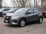 Used 2022 Nissan Kicks S image 3
