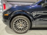Used 2021 Porsche Cayenne Coupe image 5