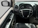 Used 2015 Chrysler Town & Country Touring-L w/ Driver Convenience Group image 4