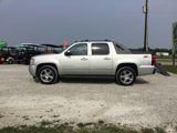 Used 2011 Chevrolet Avalanche LS image 6