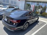 Used 2019 Volkswagen Jetta SEL Premium image 2