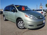 Used 2009 Toyota Sienna LE image 2