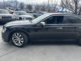 Used 2018 Chrysler 300 Limited image 2