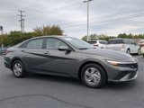 New 2025 Hyundai Elantra SE image 2